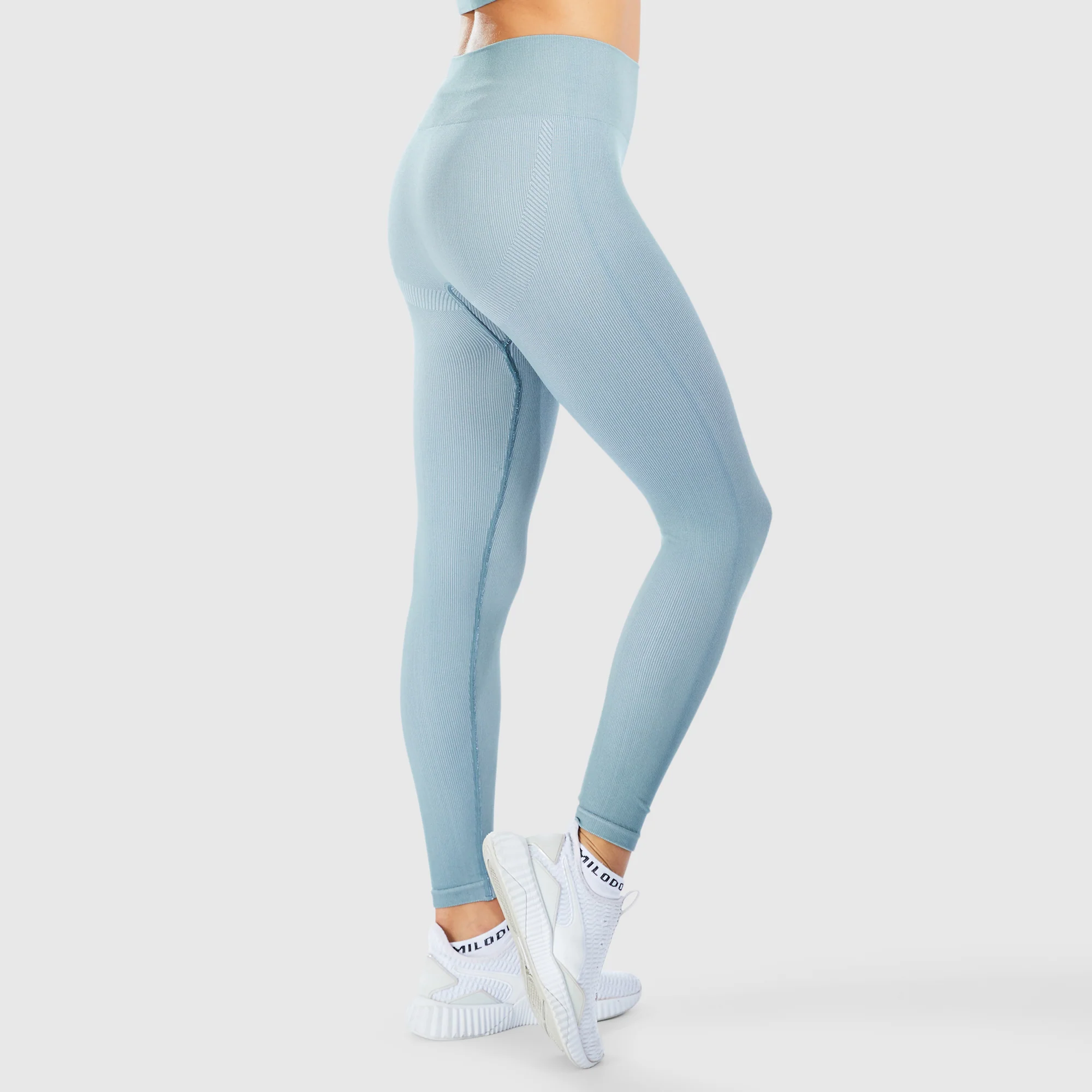 Leggings enthusiast - Image 21